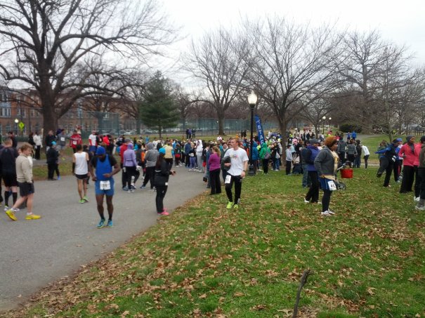 10 minutes before start time - We started by running right toward this spot!