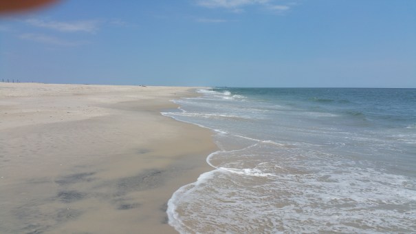 This is my favorite view to run too. Except for the finger in the corner..