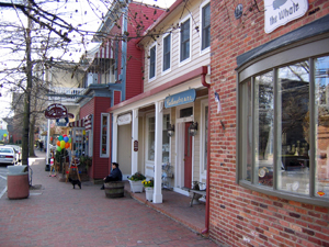 Talbots St.  image from http://www.destinationmainstreets.com/maryland/st-michaels.php